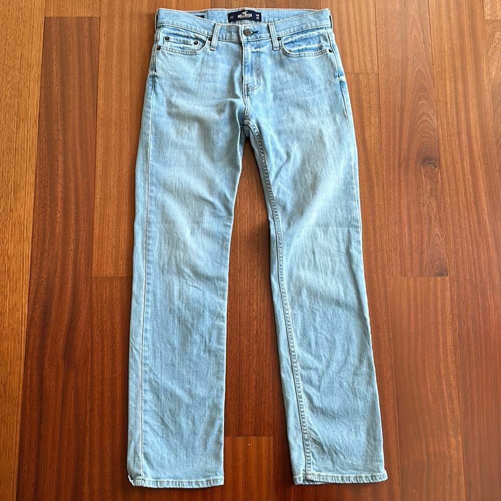 Hollister Classic Straight Light Wash Jeans